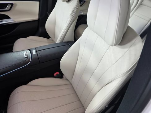 New 2026 Mercedes-Benz E 350 Sedan image 8