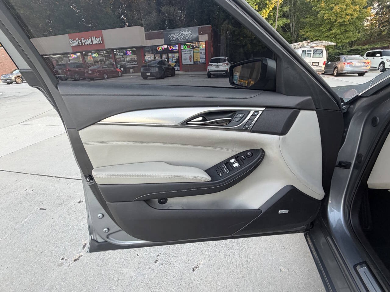 Used 2018 Cadillac CTS Luxury RWD image 16
