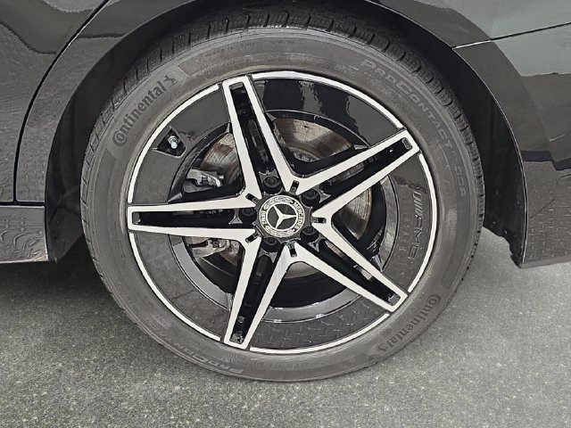Used 2025 Mercedes-Benz C 300 4MATIC Sedan image 30