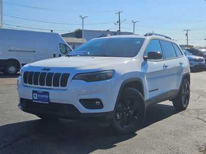 Used 2023 Jeep Cherokee Altitude Lux