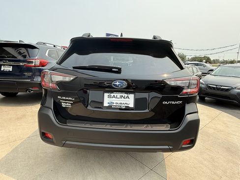 New 2025 Subaru Outback Premium image 20