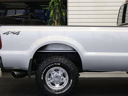 Used 2003 Ford F250 XLT AWD/4WD image 58