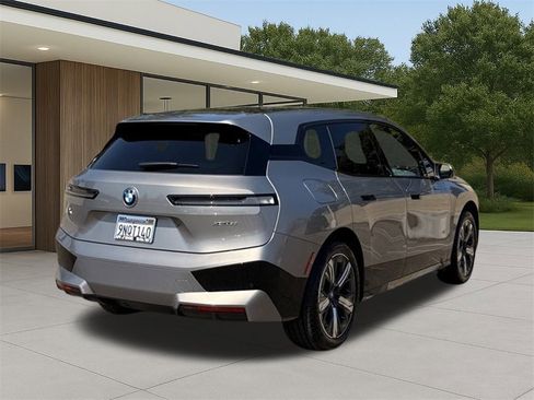 Used 2025 BMW iX xDrive50 w/ Premium Package image 6