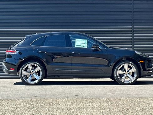 New 2026 Porsche Macan image 9
