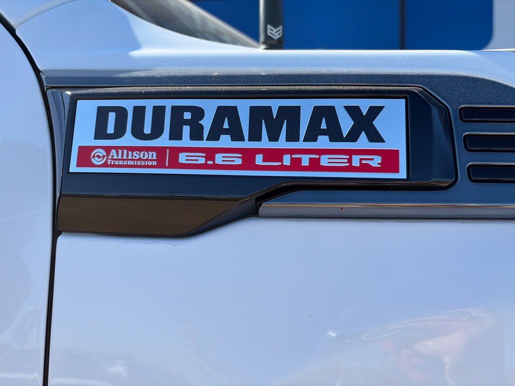 Used 2025 GMC Sierra 3500 AT4 w/ AT4 Premium Plus Package AWD/4WD image 16