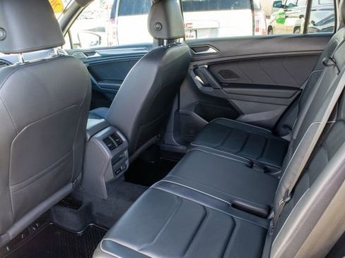 Used 2019 Volkswagen Tiguan SEL Premium R-Line image 19