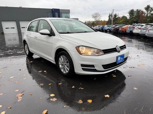 Used 2015 Volkswagen Golf S image 4