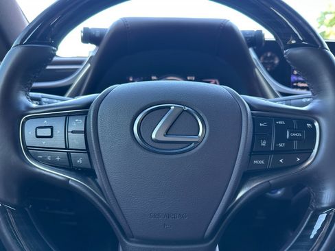 Certified 2021 Lexus ES 300h w/ Accessory Package image 29