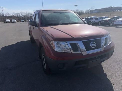 Used 2011 Nissan Frontier S w/ S Preferred Pkg image 6