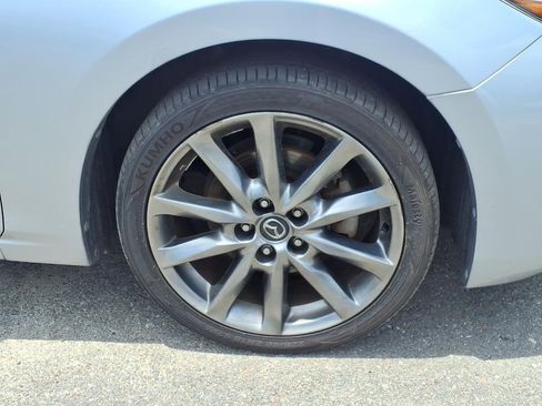 Used 2018 MAZDA MAZDA3 Touring FWD image 6