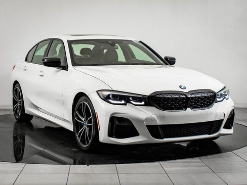 Used 2022 BMW M340i xDrive w/ Premium Package image 12