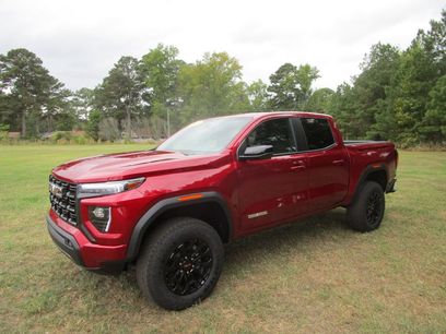 New 2026 GMC Canyon Elevation w/ Convenience Package