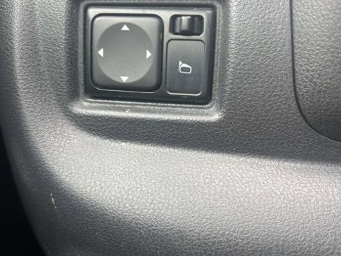 Used 2019 Nissan Versa S Plus image 21