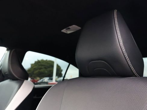 Used 2025 Toyota Camry SE image 15