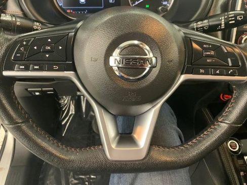 Used 2020 Nissan Kicks SR image 21