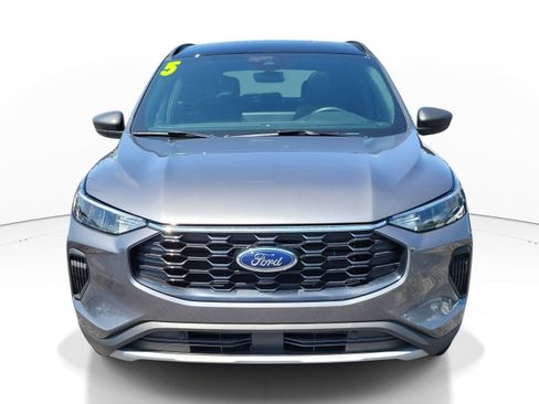 Used 2025 Ford Escape ST-Line w/ Tech Pack #1 AWD/4WD image 2