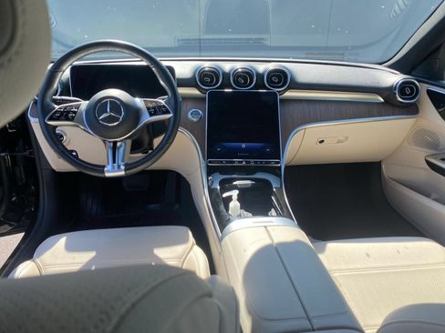 Used 2023 Mercedes-Benz C 300 4MATIC Sedan image 12
