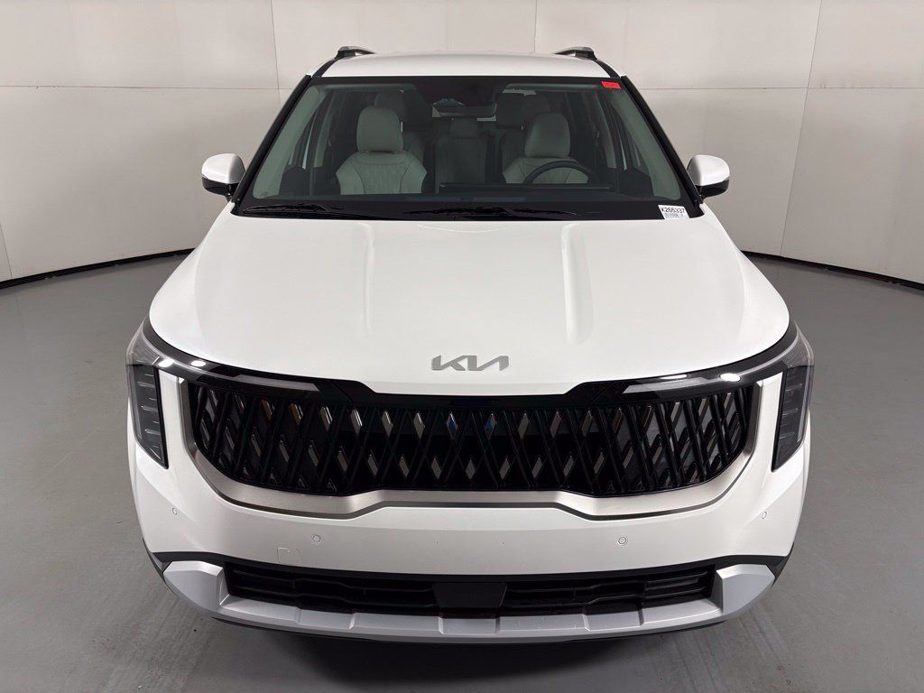 New 2026 Kia Carnival EX FWD image 3