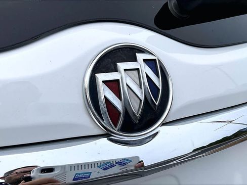 Used 2020 Buick Enclave Essence w/ Sound and Sites Package image 30