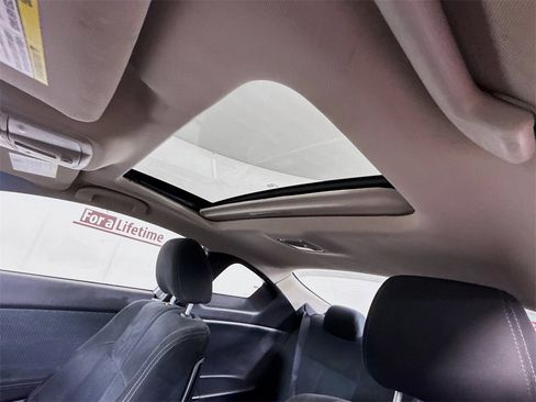 Used 2013 Nissan Altima 2.5 S w/ Premium Pkg image 10