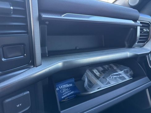 Certified 2023 Ford F150 Platinum w/ Equipment Group 701A High image 37