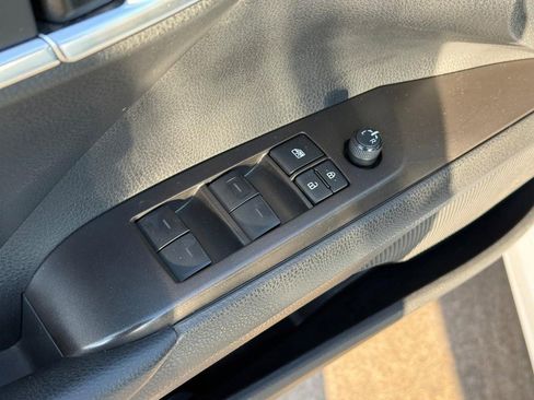 Certified 2024 Toyota Camry SE image 19