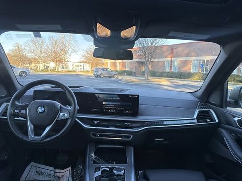 Used 2025 BMW X5 xDrive50e image 19