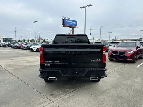 Used 2023 Chevrolet Silverado 1500 High Country w/ Z71 Off-Road Package image 6
