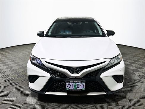 Used 2018 Toyota Camry XSE w/ Driver Assist Package image 3