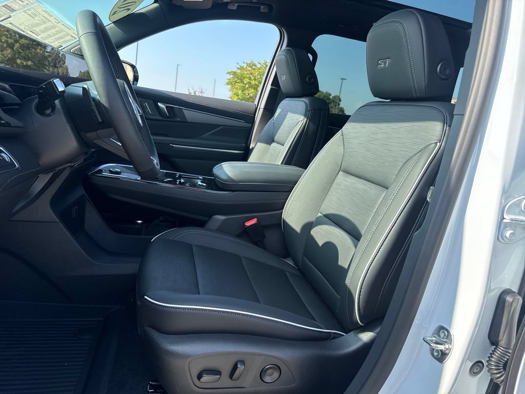 New 2026 Buick Enclave Sport Touring w/ Power Package FWD image 14