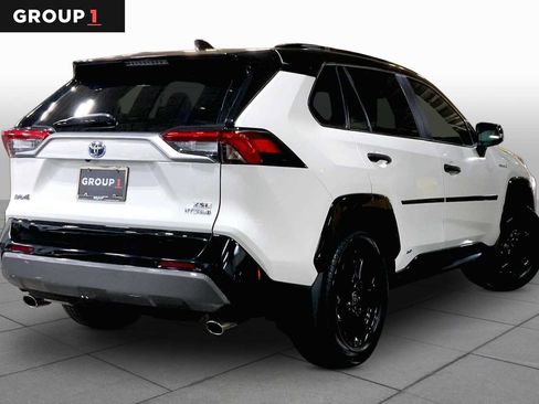 Certified 2021 Toyota RAV4 XSE AWD/4WD image 13