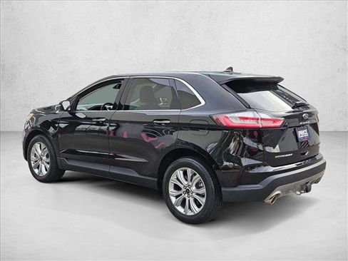 Used 2023 Ford Edge Titanium w/ Class II Trailer Tow Package image 8