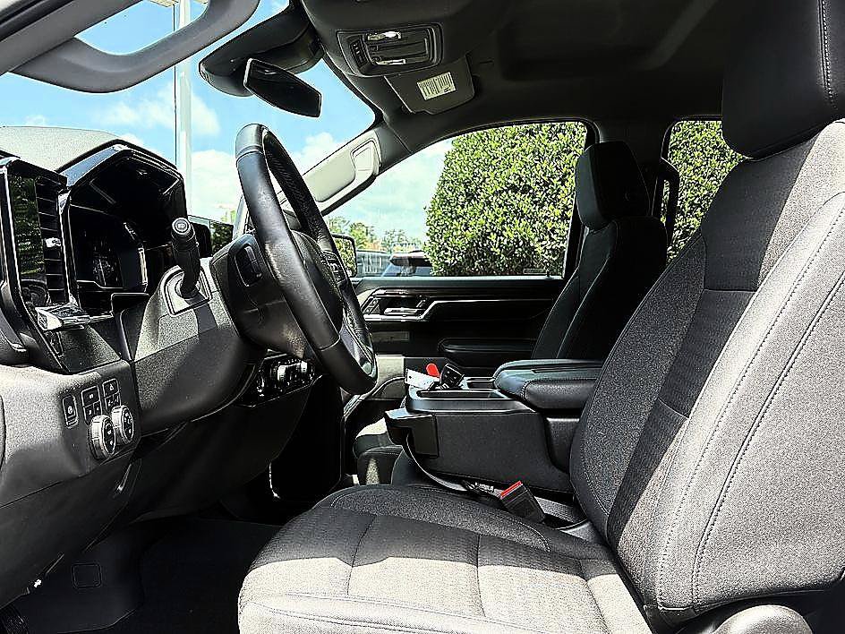 Used 2024 Chevrolet Silverado 1500 RST w/ Protection Package AWD/4WD image 9