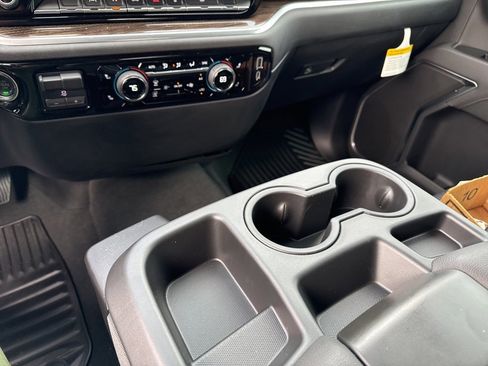 New 2026 Chevrolet Silverado 1500 LT image 18