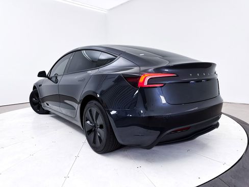 Used 2024 Tesla Model 3 Standard Range image 2