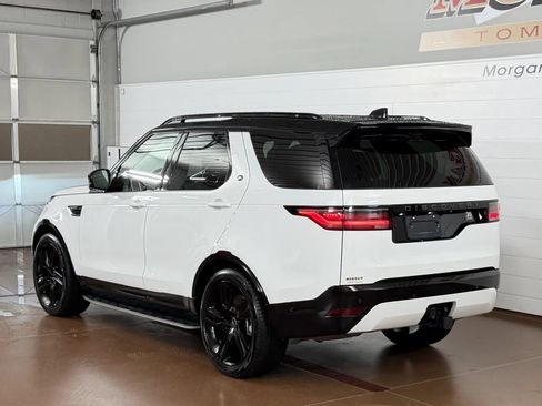 Used 2025 Land Rover Discovery Dynamic SE AWD/4WD image 5