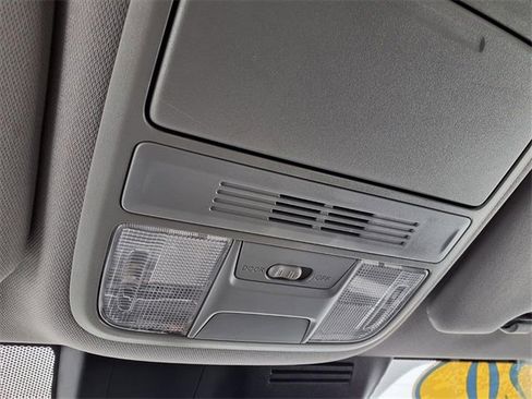 Used 2020 Honda CR-V LX image 18