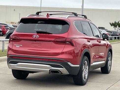 Used 2022 Hyundai Santa Fe SEL FWD image 4