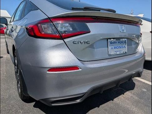 Certified 2025 Honda Civic Sport Touring image 19