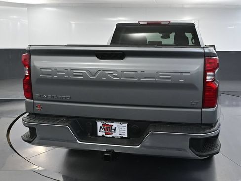 Used 2023 Chevrolet Silverado 1500 LT AWD/4WD image 7