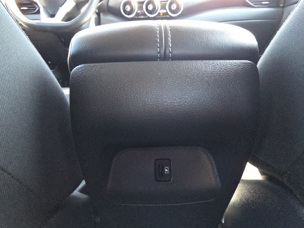 Used 2024 Nissan Sentra SV FWD image 30