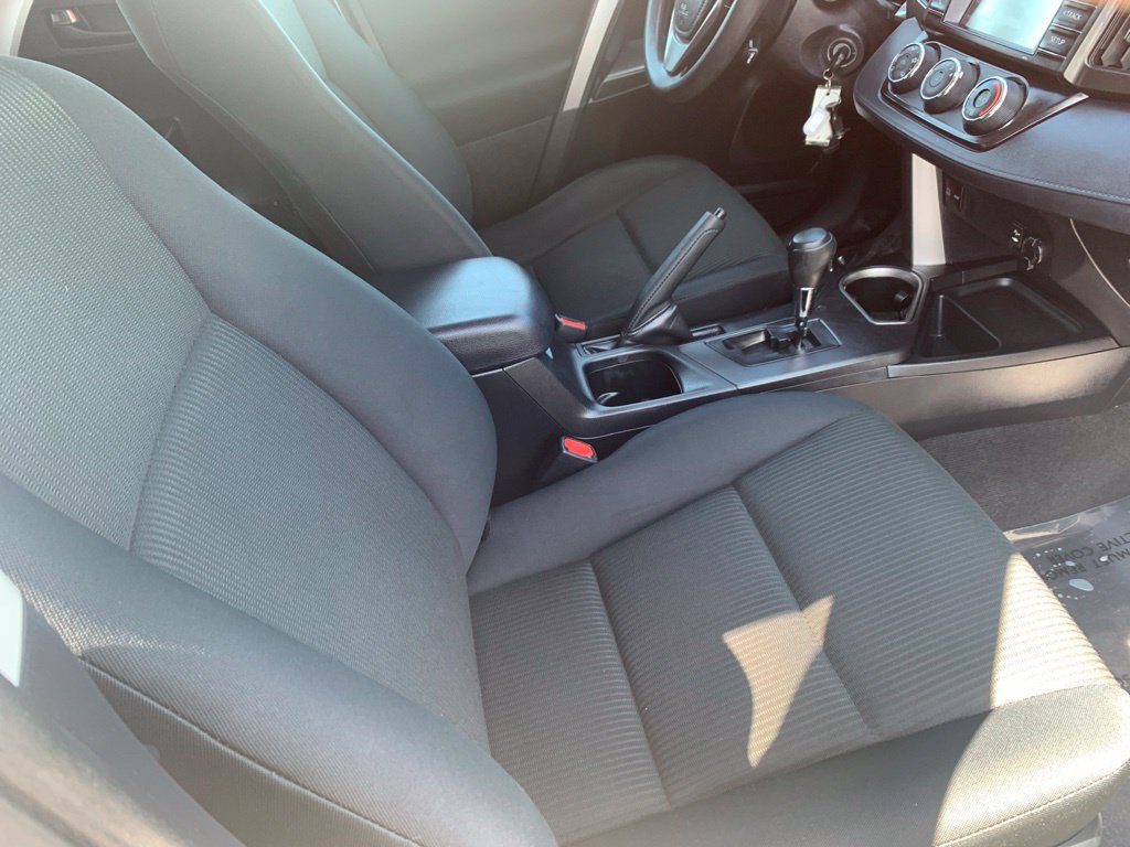 Used 2016 Toyota RAV4 LE AWD/4WD image 20