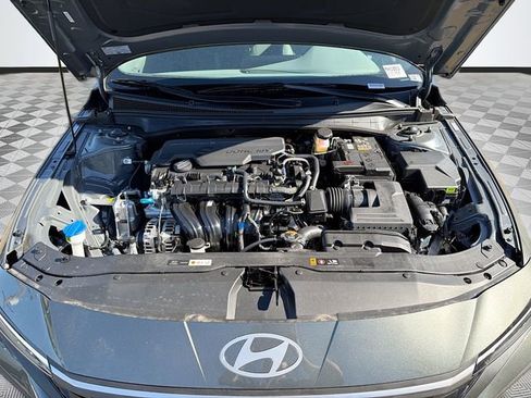 New 2026 Hyundai Elantra SE image 27