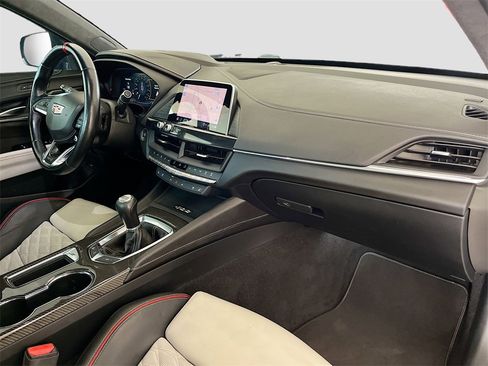 Used 2022 Cadillac CT4 V Blackwing w/ Carbon Fiber 1 Package image 30