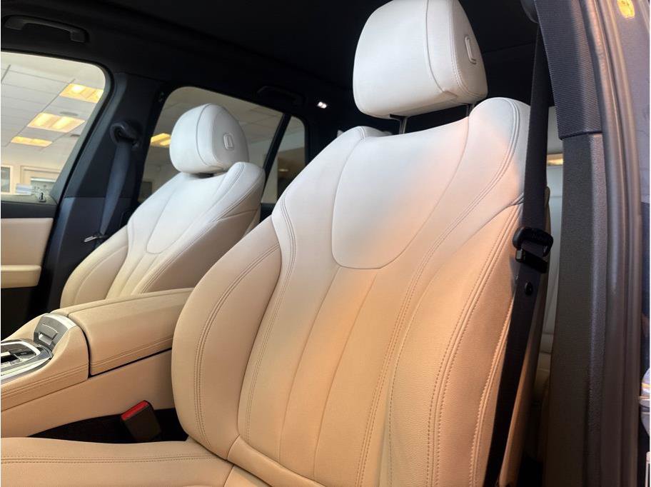 Used 2021 BMW X5 xDrive40i w/ Premium Package AWD/4WD image 16