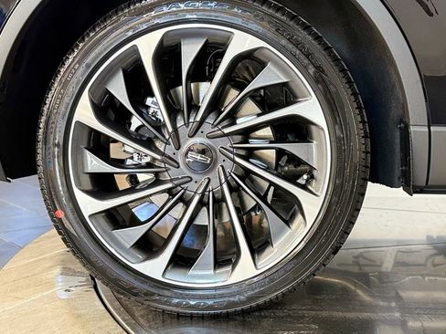 New 2026 Lincoln Aviator Reserve image 23