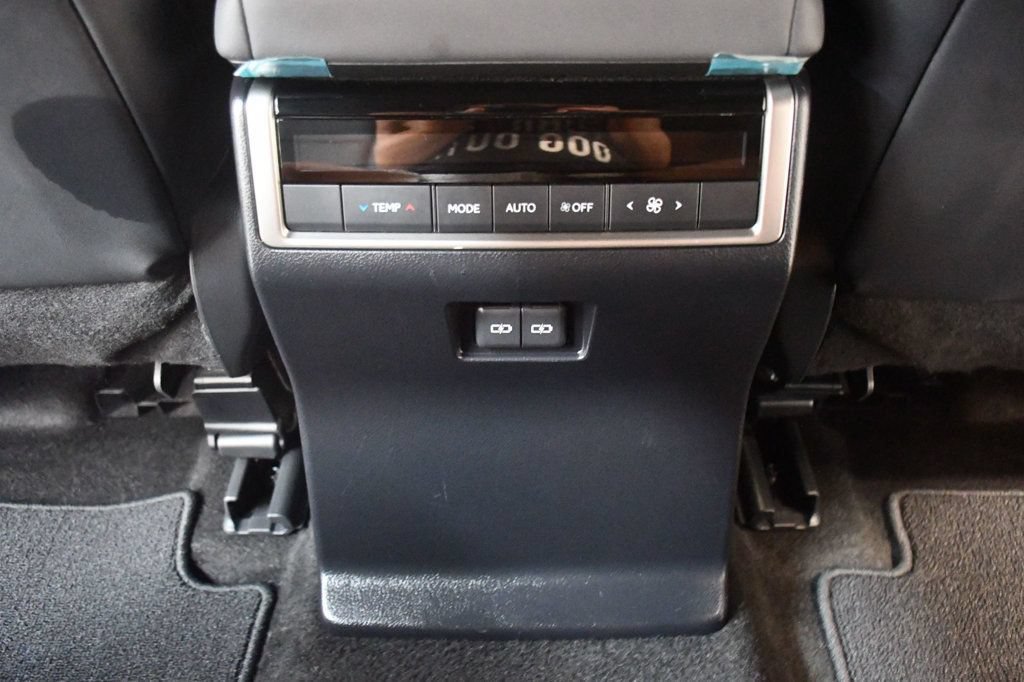 Used 2024 Lexus GX 550 w/ Cold Area Package AWD/4WD image 61
