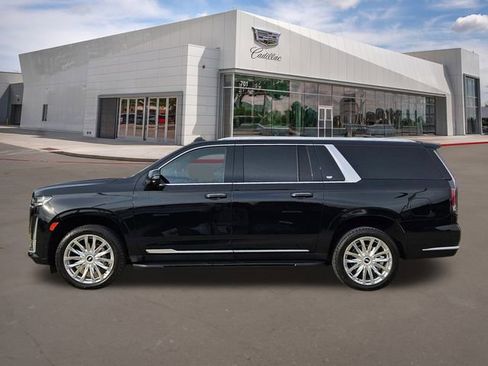 Certified 2023 Cadillac Escalade ESV Premium Luxury image 3
