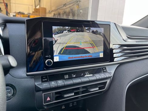 Used 2025 Toyota Camry LE image 23