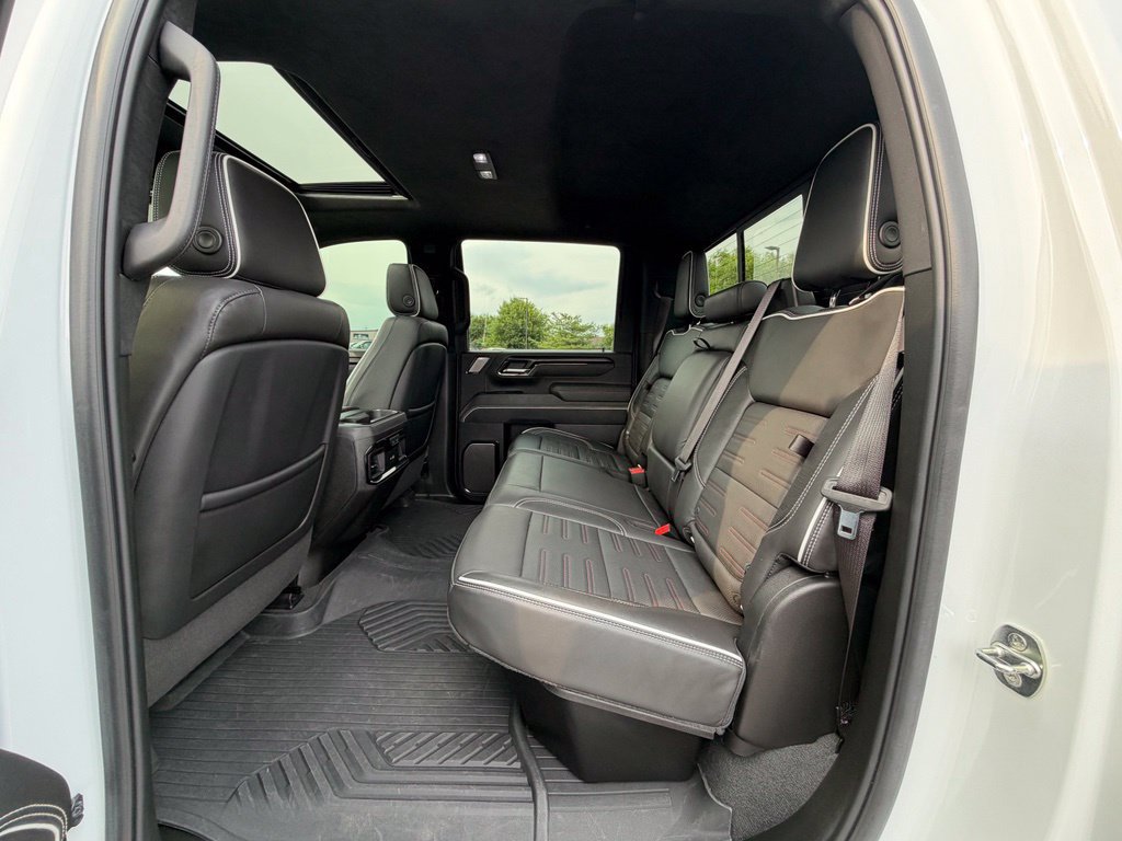 Used 2024 GMC Sierra 2500 AT4X w/ AT4X AEV Edition AWD/4WD image 8